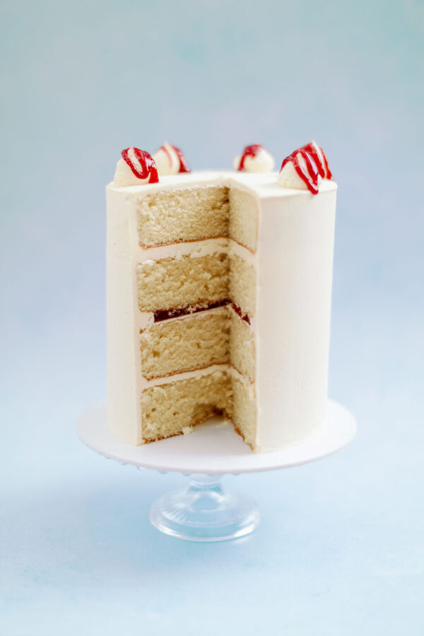 Vanilla Simply Tasty Buttercream Cake inside